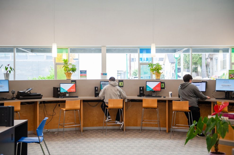 Computers at Tommy Douglas Computers at Tommy Douglas