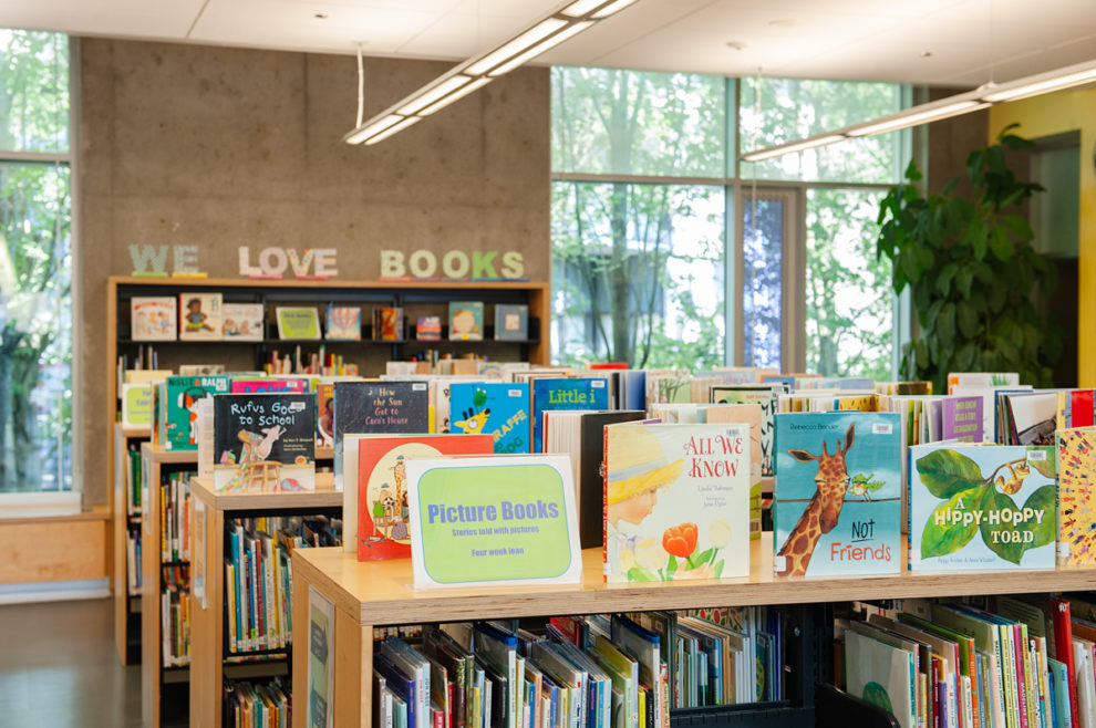 Tommy Douglas Library interior